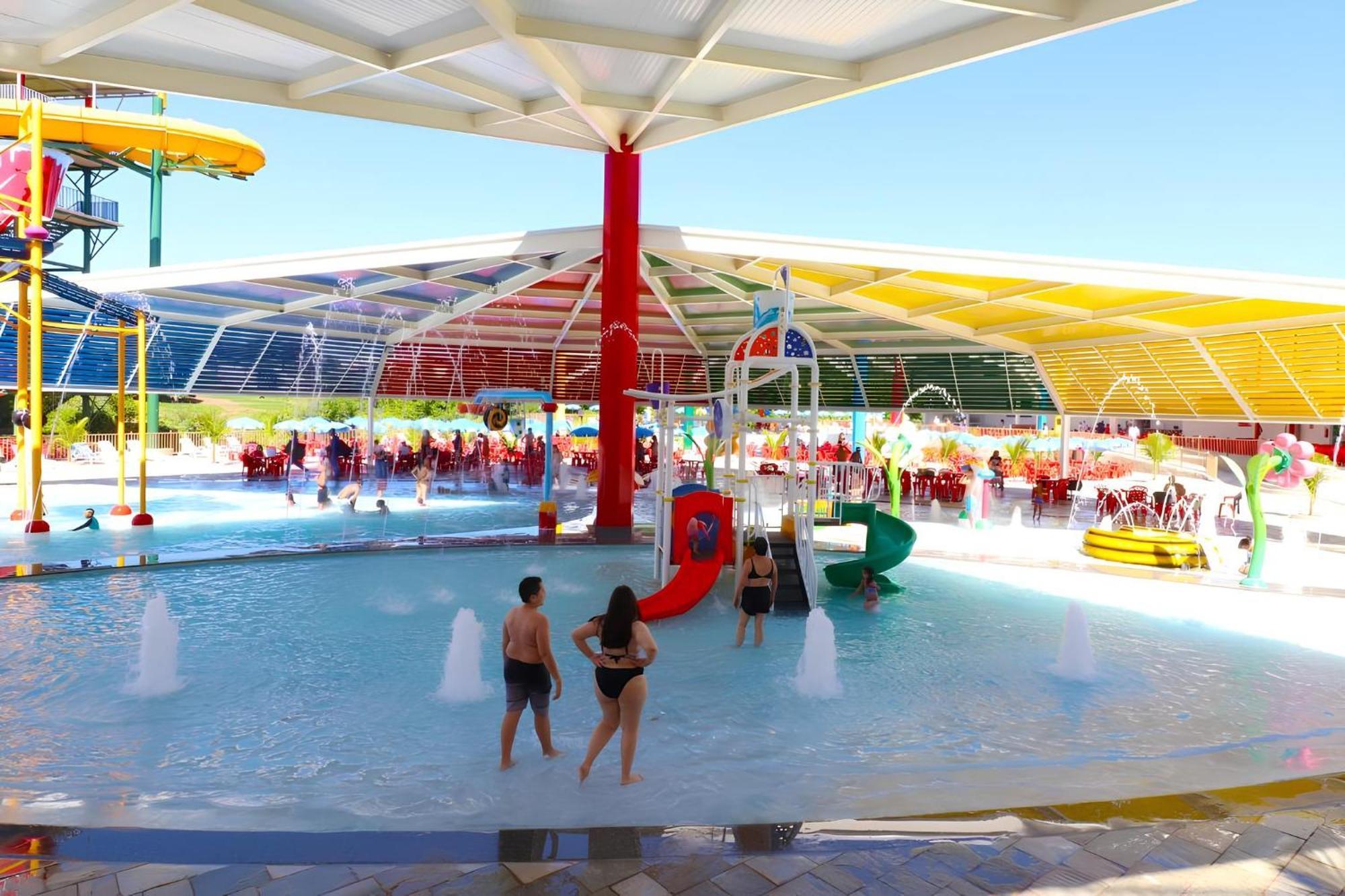 Spazio Diroma Com Acesso Ao Acqua Parque Caldas Novas Exterior foto